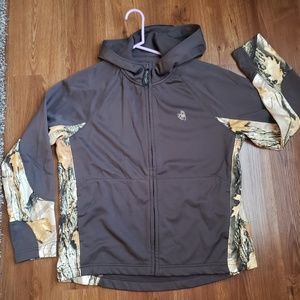 NWOT Legendary whitetail Medium zip-up camo jacket